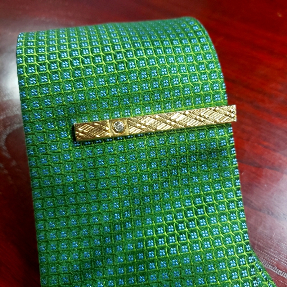 Pink Tie and Tie Bar
